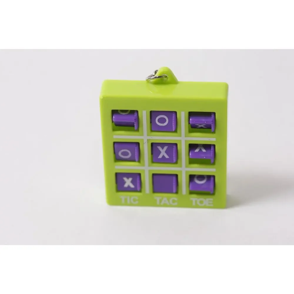 Tic Tac Toe Keychain Vintage Collectible Mini Game ~ 260622-WH 1281